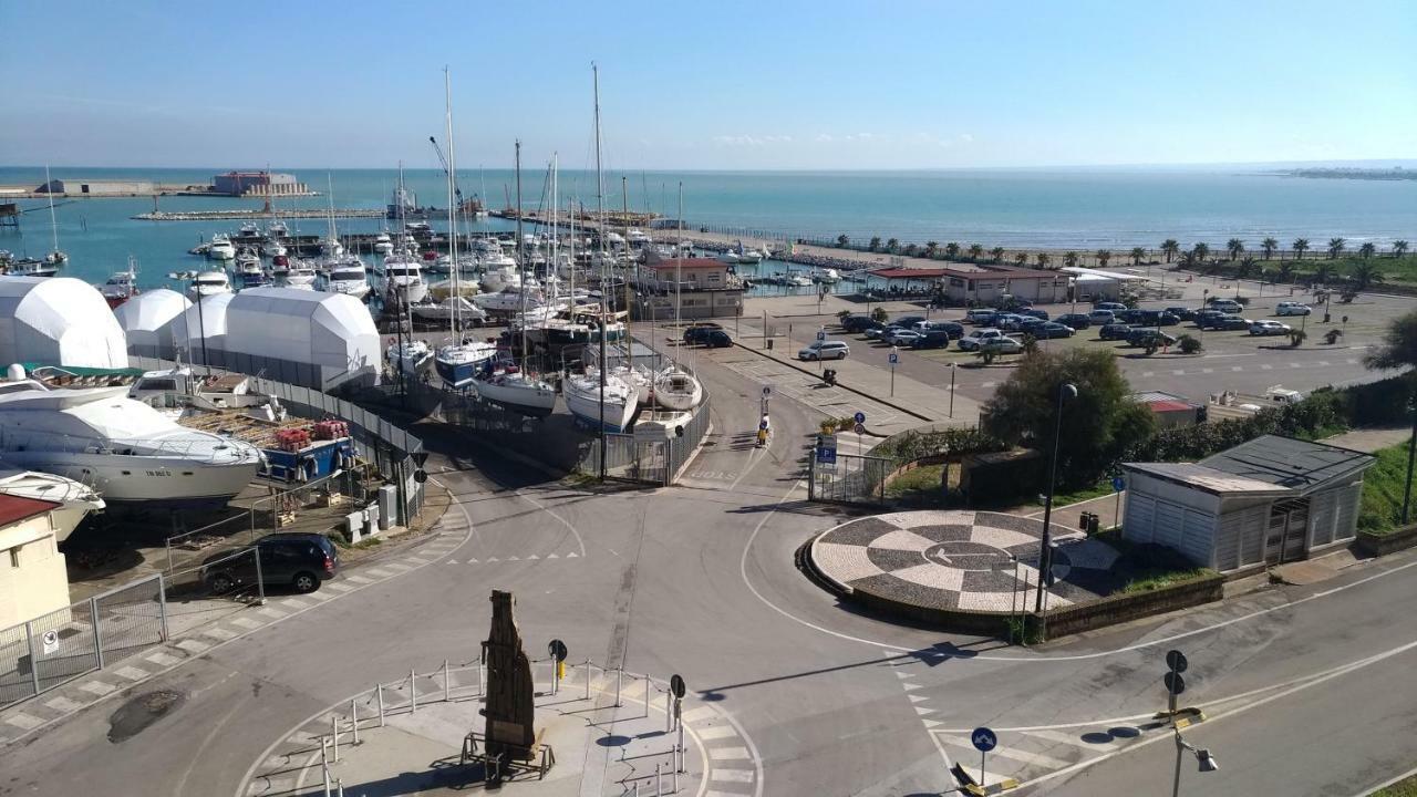 Casa Chiara Imbarco Isole Tremiti Villa Termoli Dış mekan fotoğraf